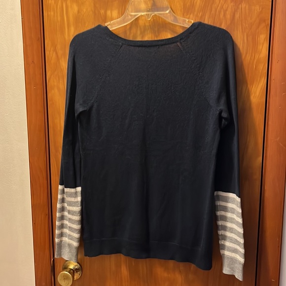 Gap Dark Blue Sweater - Picture 2 of 5